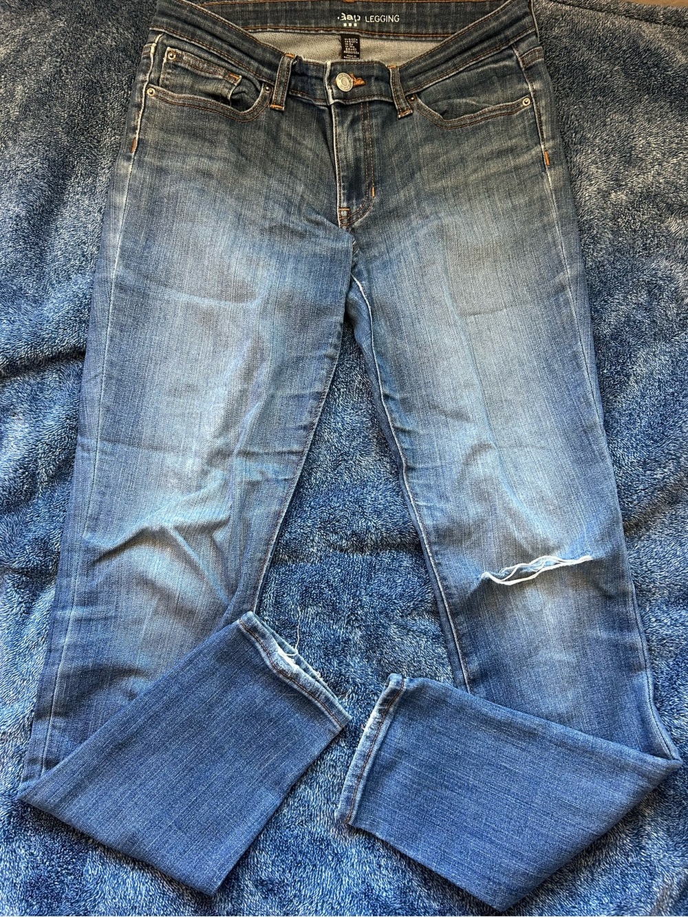GAP Women's Mid Blue Stretch Jeggings with Subtle Distress